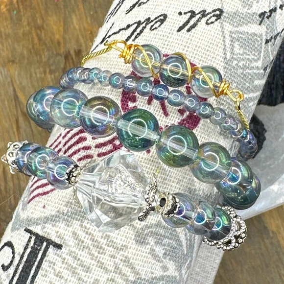 Aura Quartz beaded bracelet/problem solving/Capricorn/ - Picture 2 of 4